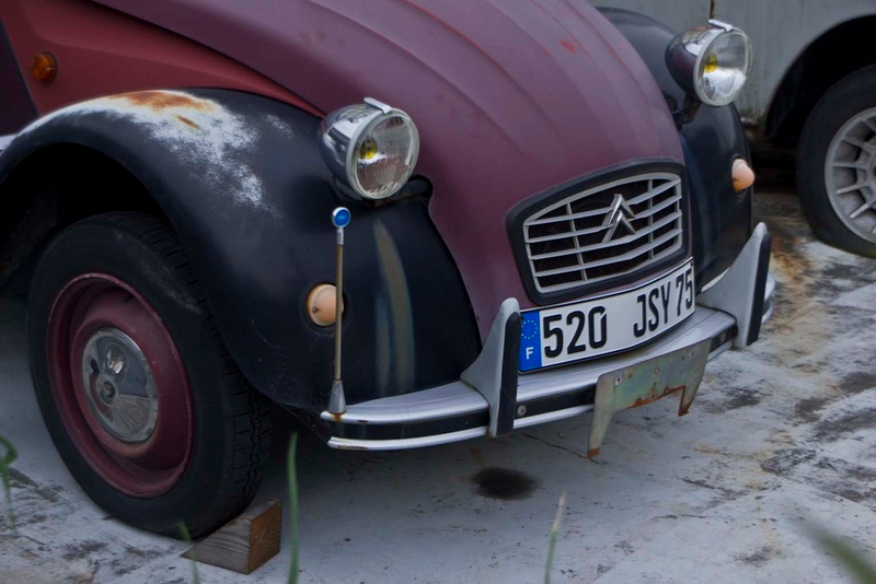Illustration for article titled What Happens to Cool Abandoned Cars in Japan?
